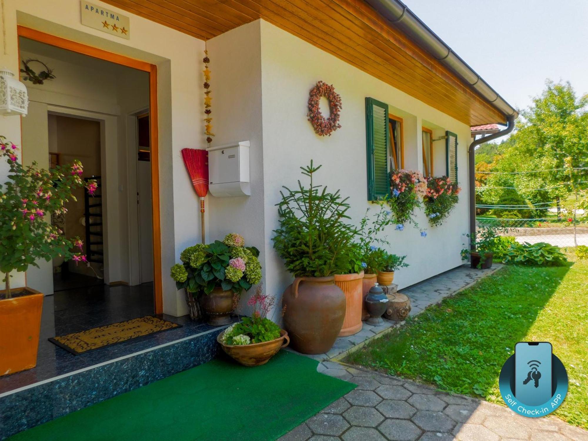 Vali'S Paradise Ptuj Exterior foto